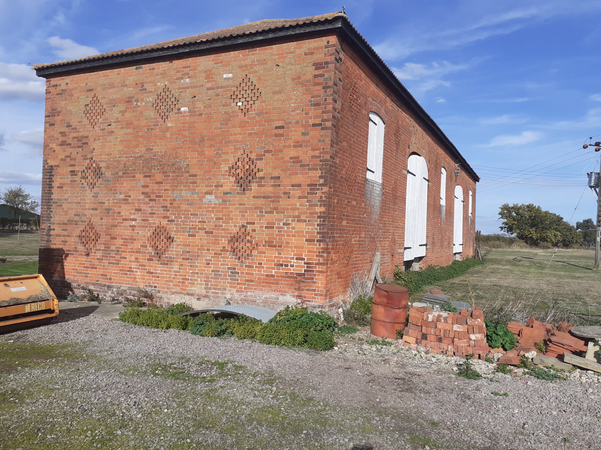 warehouse-to-let-near-maldon-essex-howie-kent-and-co