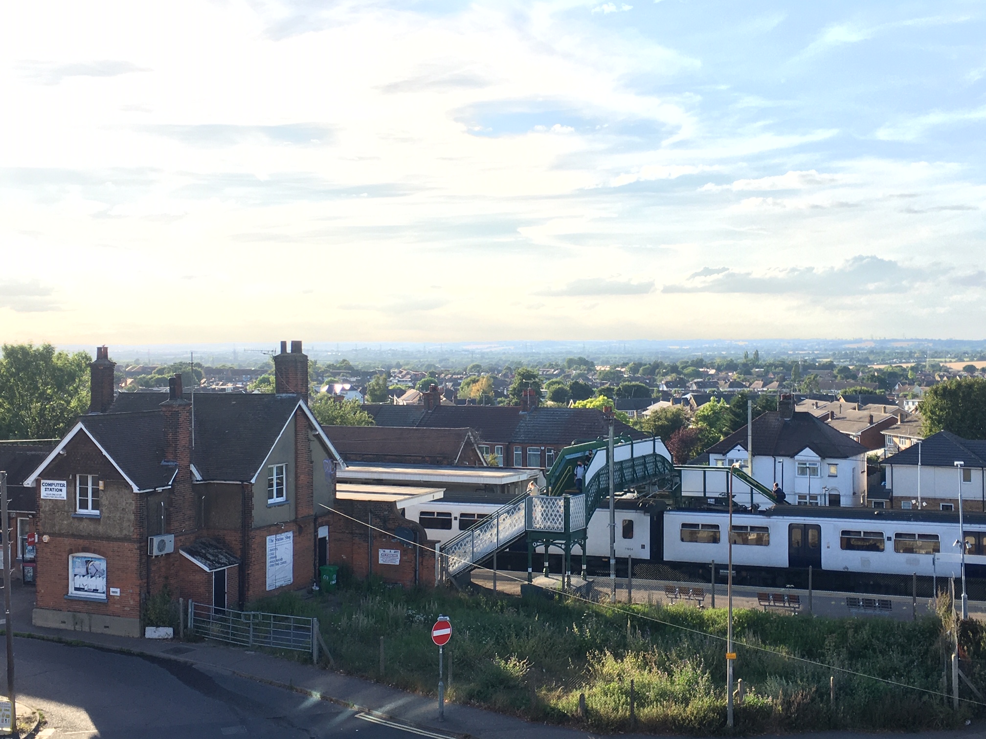 to rent on Barleylands Road, Billericay, Essex Howie