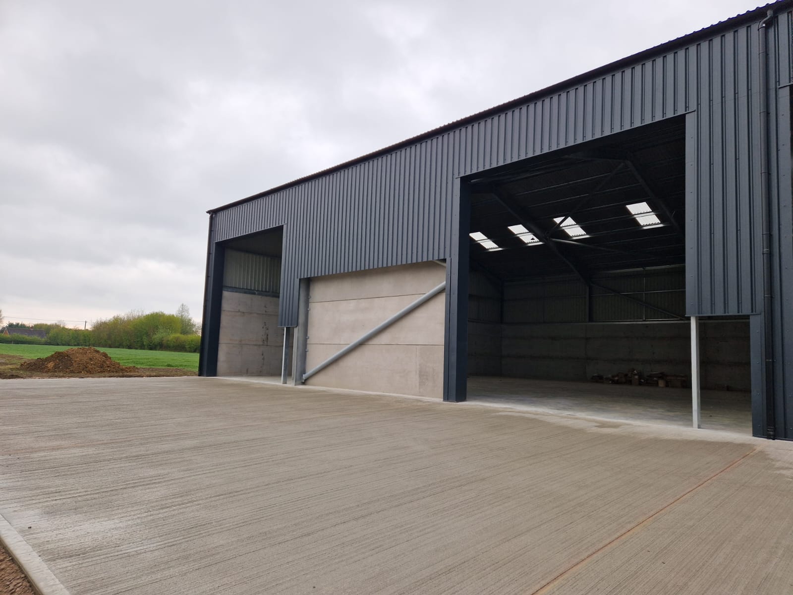 Commercial Warehouse to Let at Writtle, Chelmsford, Essex