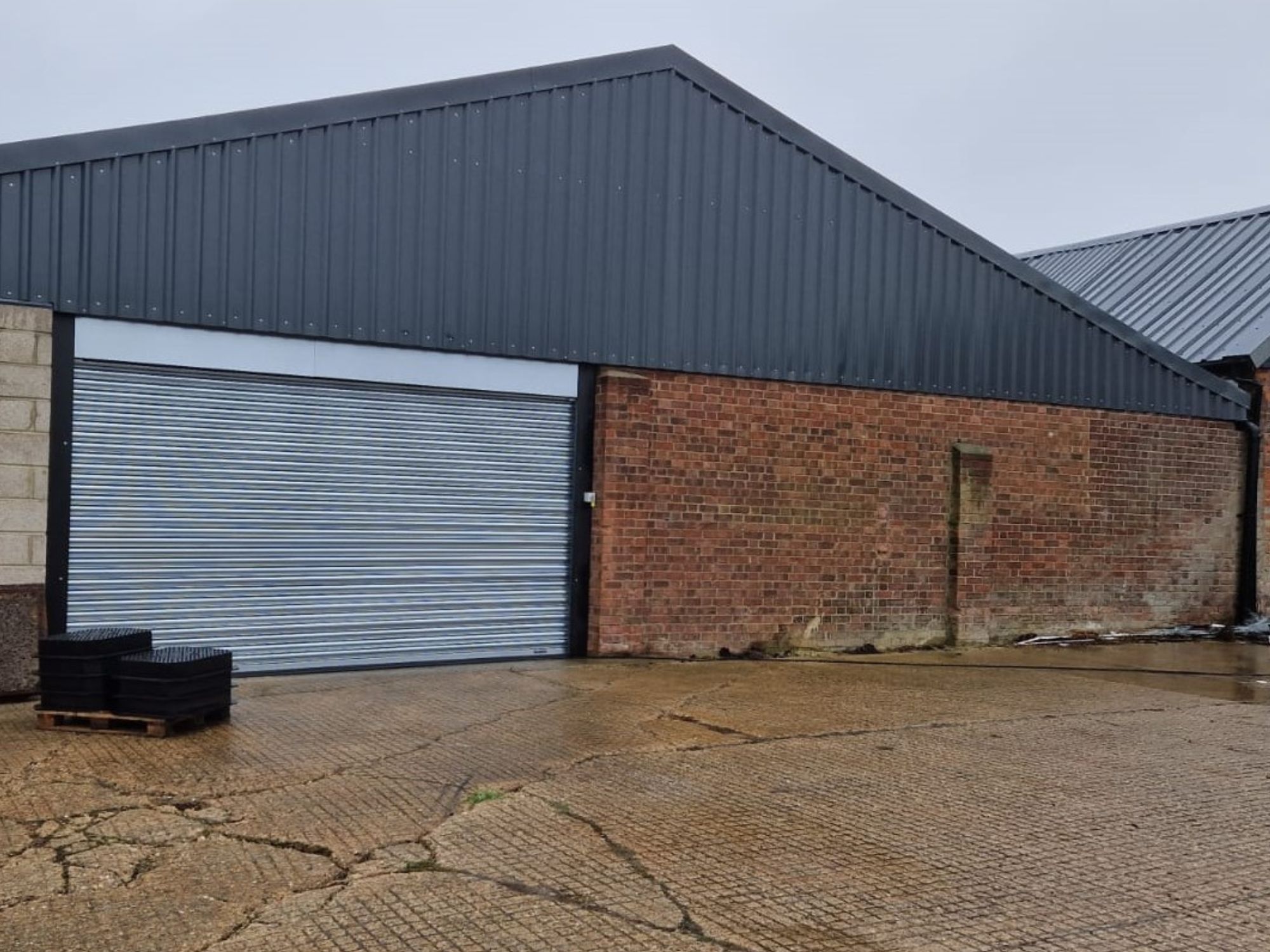 Commercial Warehouse to Let near Witham, Essex